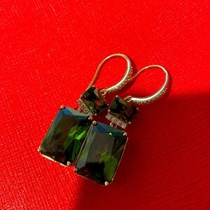 Limited Gorgeous Brand new from 🇫🇷 rare green earrings with crystals. Must have!